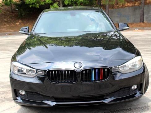 Used 2014 BMW 320i Sedan image 3