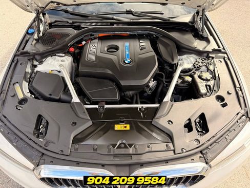 Used 2018 BMW 530e RWD image 39