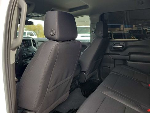 Used 2025 Chevrolet Silverado 1500 Custom image 12