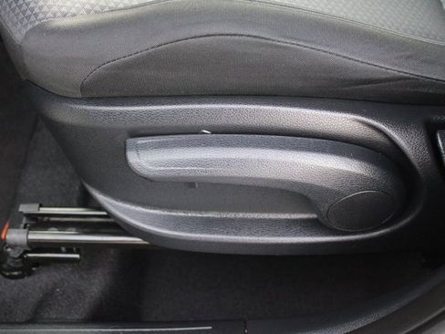 Certified 2024 Kia Soul LX w/ Option Group 015 image 7