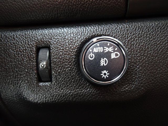 Used 2019 Chevrolet Colorado LT w/ LT Convenience Package RWD image 23