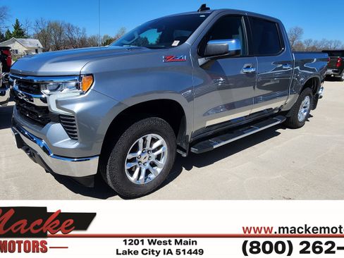 Used 2024 Chevrolet Silverado 1500 LT w/ Z71 Off-Road Package image 1