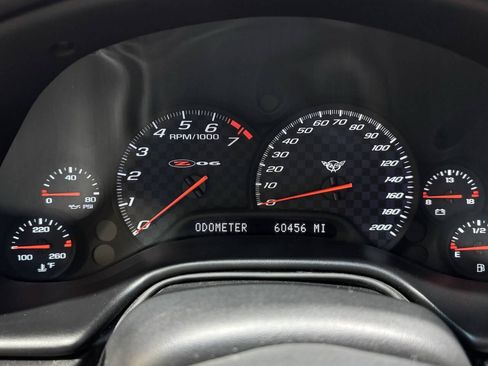 Used 2004 Chevrolet Corvette Z06 w/ Memory Package RWD image 3