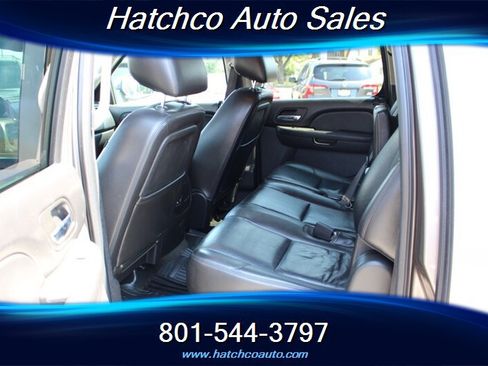 Used 2012 Chevrolet Suburban LT AWD/4WD image 15