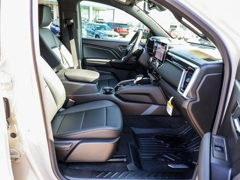 New 2026 GMC Canyon Elevation w/ Convenience Package RWD image 43