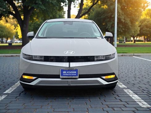Certified 2024 Hyundai Ioniq 5 SEL image 2