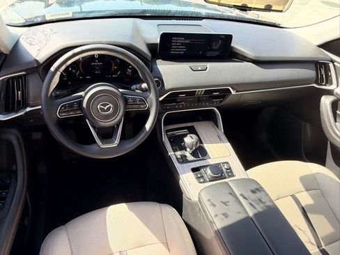 Used 2024 MAZDA CX-90 Plug-In Hybrid w/ Preferred AWD/4WD image 9