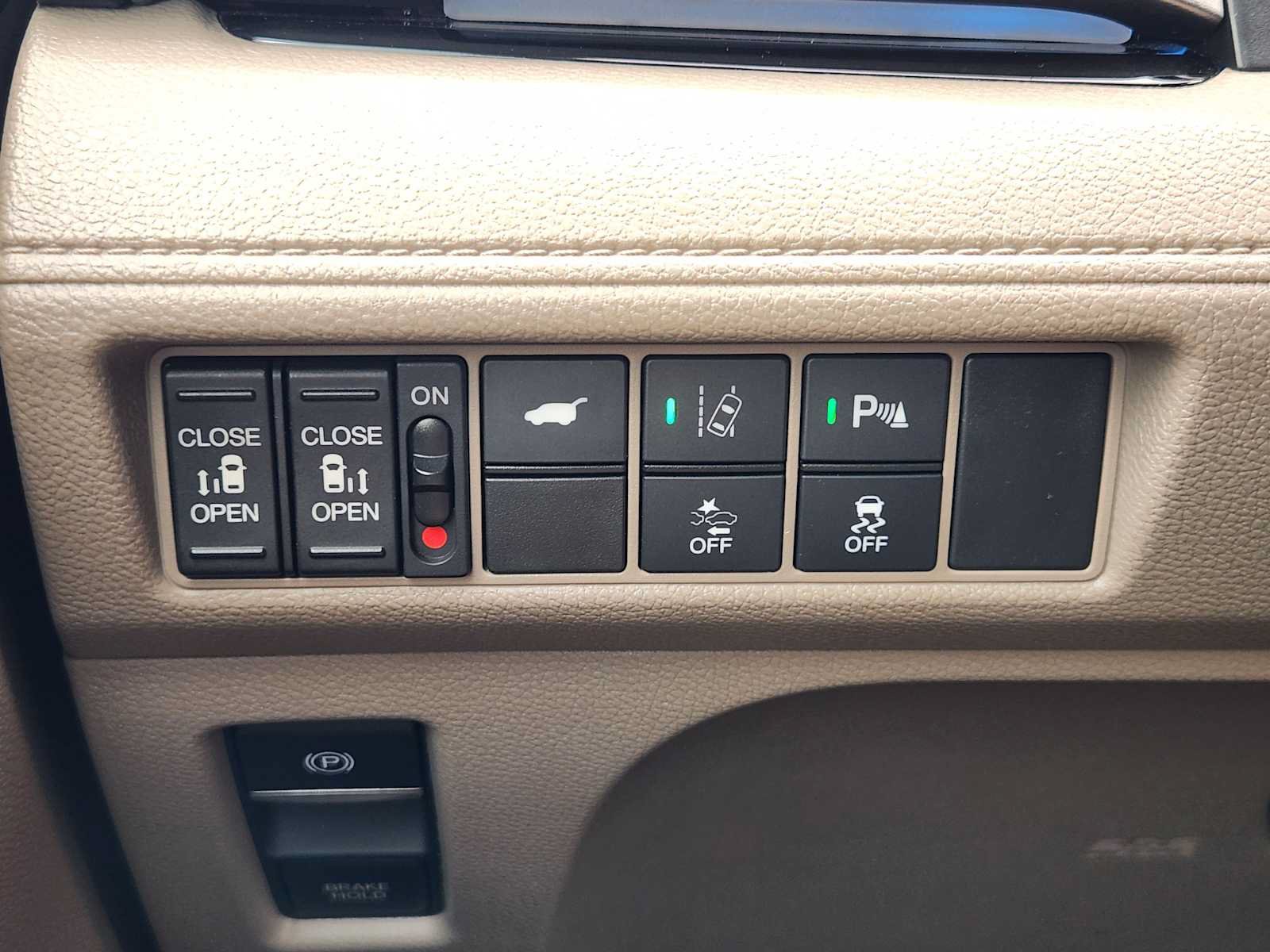 Used 2018 Honda Odyssey Elite image 20