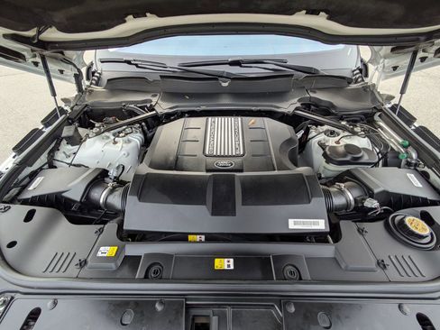 Used 2022 Land Rover Range Rover P525 Westminster Edition image 31