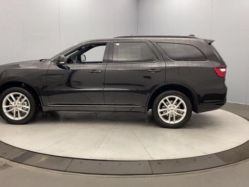 Used 2023 Dodge Durango GT AWD/4WD image 2