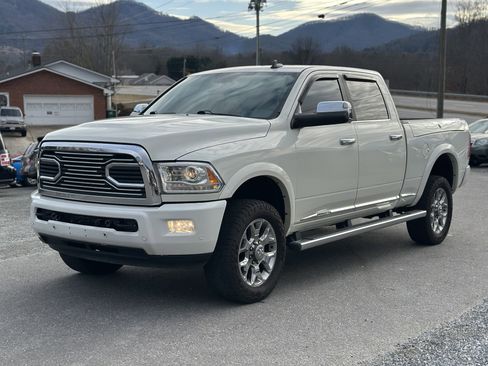 Used 2016 RAM 2500 Limited image 7
