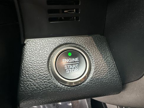 Certified 2020 Ford F150 Raptor w/ Equipment Group 802A Luxury image 22