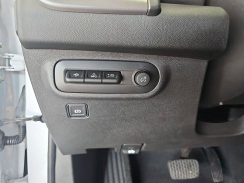 Used 2022 GMC Terrain AT4 w/ Tech Package AWD/4WD image 26
