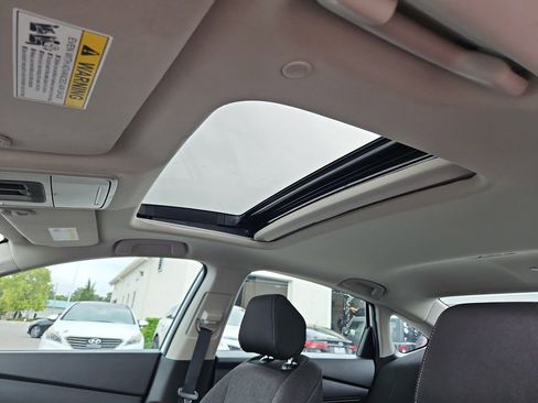 Used 2024 Honda Accord EX image 22