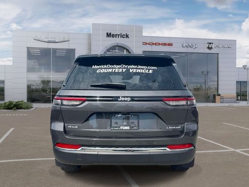 Used 2026 Jeep Grand Cherokee Laredo X AWD/4WD image 7