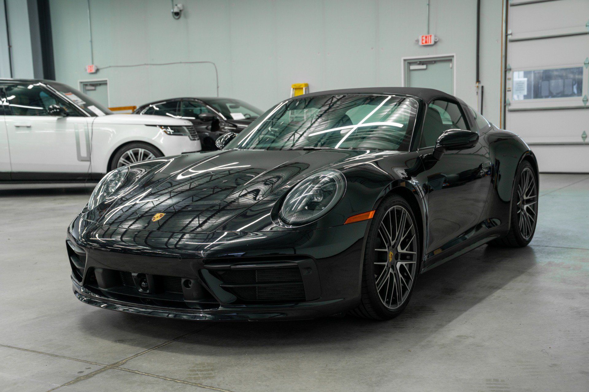 Used 2024 Porsche 911 Targa 4 w/ Sport Package AWD/4WD image 43