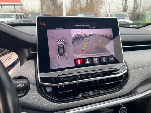 Used 2022 Jeep Compass Latitude w/ Convenience Group image 19