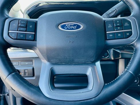 Used 2024 Ford F250 Lariat w/ Sport Appearance Package AWD/4WD image 9