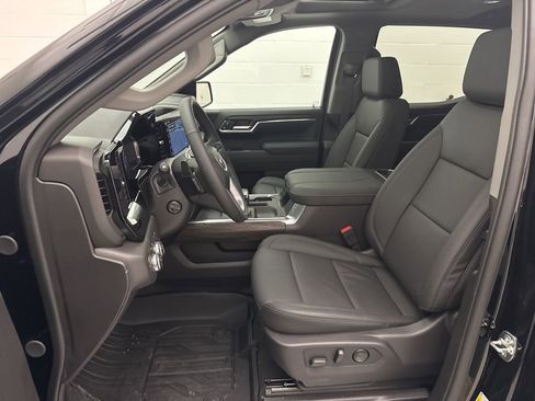 New 2026 GMC Sierra 1500 SLT w/ SLT Premium Plus Package image 21
