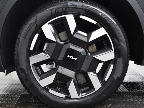 New 2027 Kia Telluride S image 8