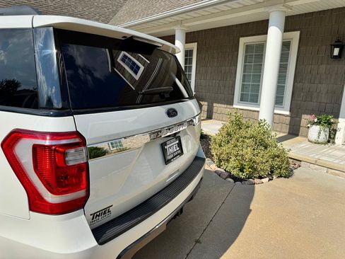 Used 2021 Ford Expedition XLT AWD/4WD image 39
