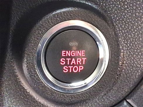 Used 2020 Subaru Outback Premium image 21