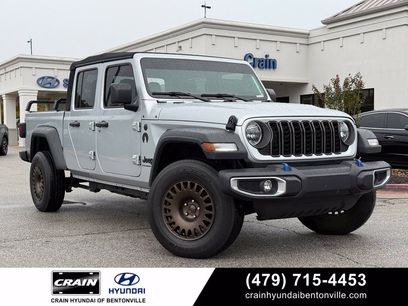Used 2024 Jeep Gladiator Sport