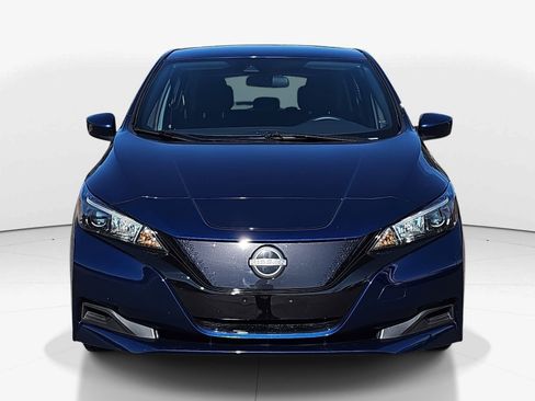 Used 2024 Nissan Leaf S image 8