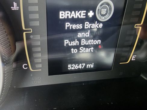 Used 2020 Jeep Cherokee Latitude Lux w/ Comfort/Convenience Group image 10