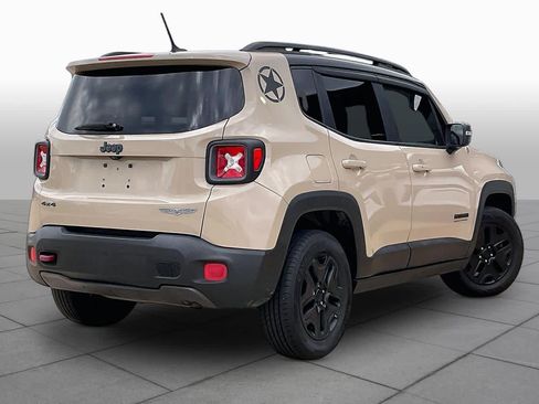 Used 2017 Jeep Renegade Trailhawk AWD/4WD image 14