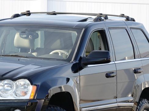 Used 2007 Jeep Grand Cherokee Overland AWD/4WD image 39