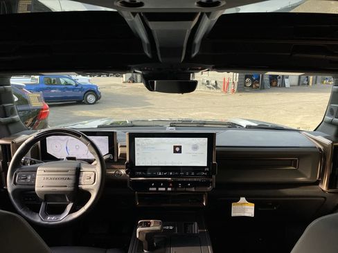 Used 2025 GMC Hummer EV 3X AWD/4WD image 12