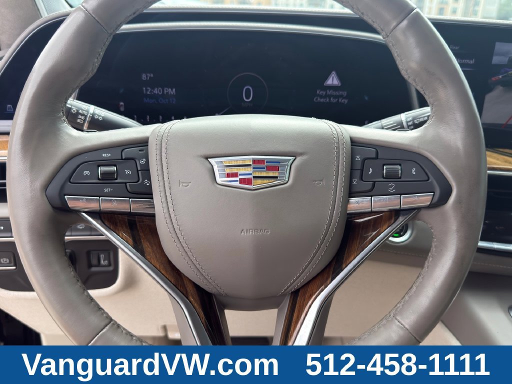 Used 2022 Cadillac Escalade Sport Platinum w/ Heavy-Duty Trailer Package AWD/4WD image 19