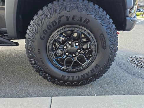 New 2026 Chevrolet Colorado ZR2 w/ ZR2 Bison Edition image 9