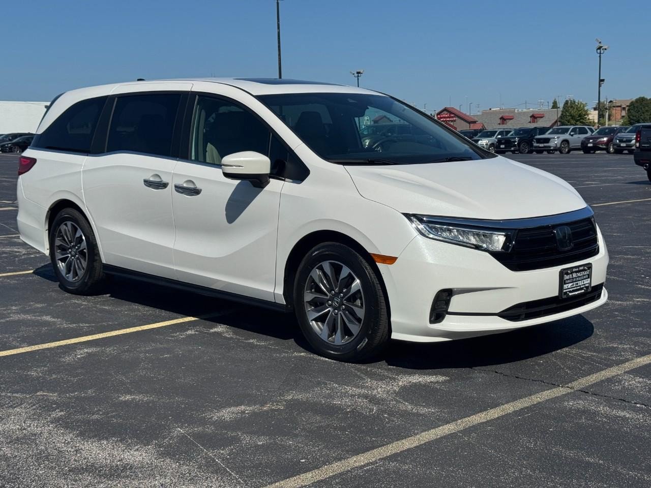Used 2024 Honda Odyssey EX-L image 2