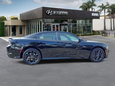 Used 2020 Dodge Charger GT w/ Plus Group image 2
