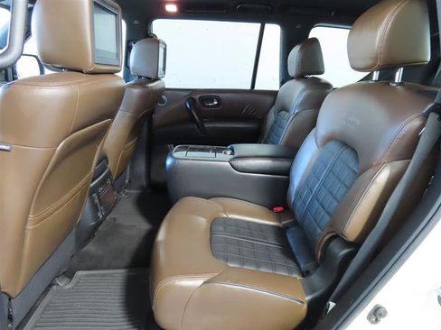 Used 2020 Nissan Armada Platinum w/ Platinum Reserve Package image 32