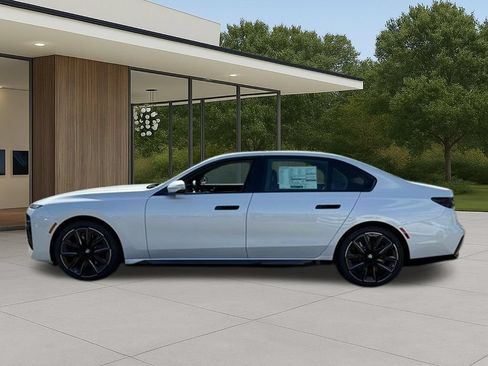 New 2026 BMW i7 xDrive60 AWD/4WD image 13