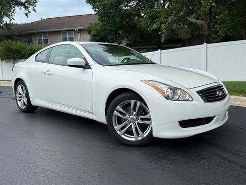 Used 2009 INFINITI G37 x Coupe w/ Premium Pkg AWD/4WD image 2
