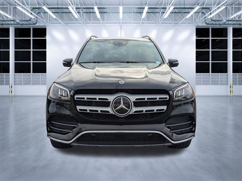 Used 2021 Mercedes-Benz GLS 580 4MATIC image 9