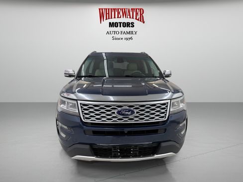 Used 2017 Ford Explorer Platinum AWD/4WD image 6
