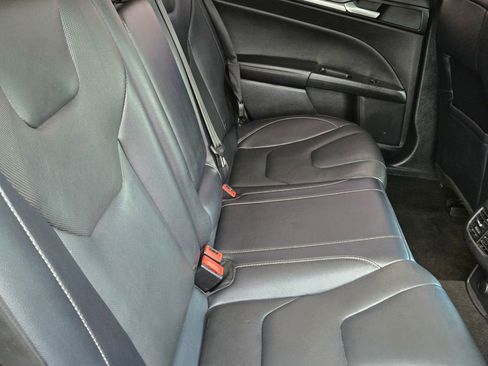 Used 2019 Ford Fusion Titanium image 45