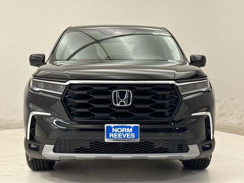 Certified 2025 Honda Pilot EX-L image 3