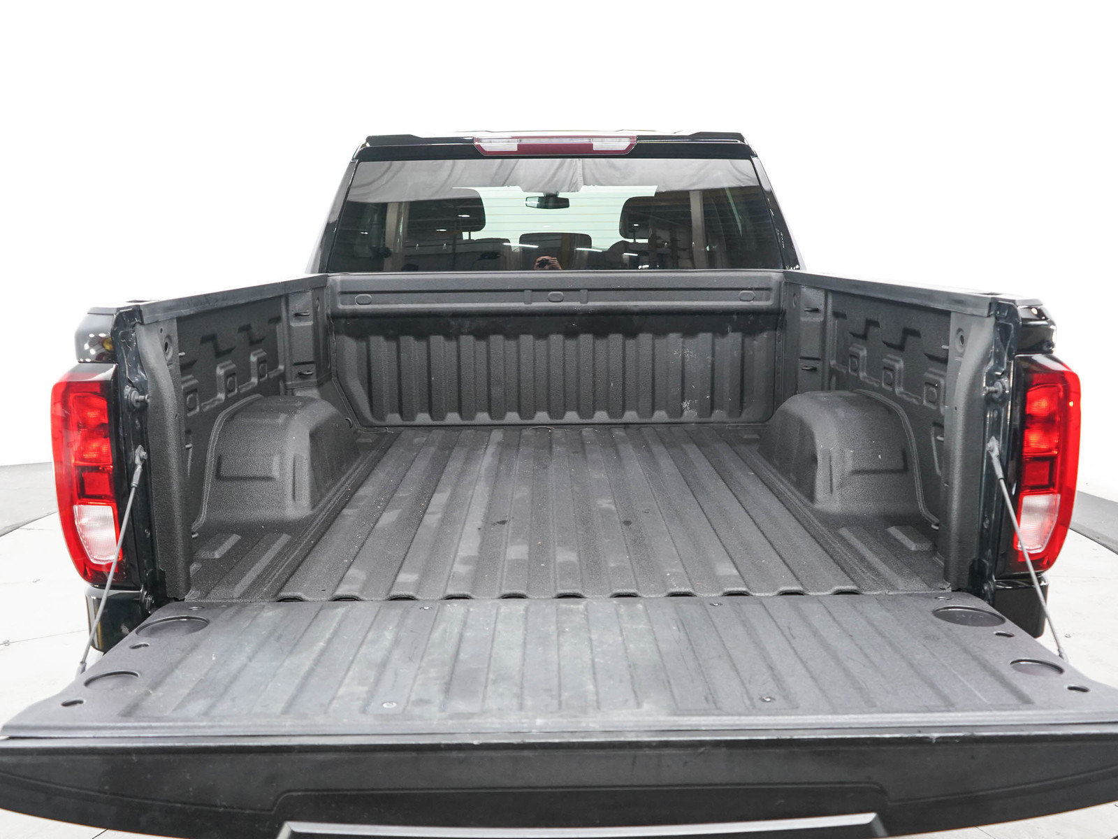 Used 2019 GMC Sierra 1500 SLE w/ SLE Value Package AWD/4WD image 16