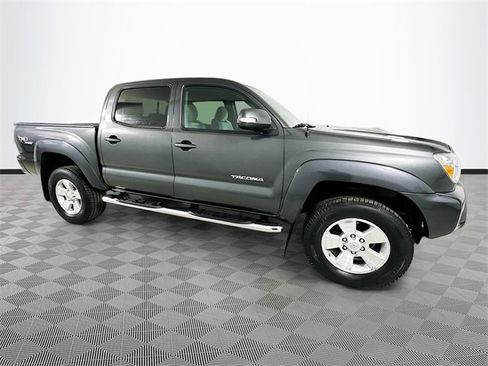 Used 2013 Toyota Tacoma 4x4 Double Cab image 8