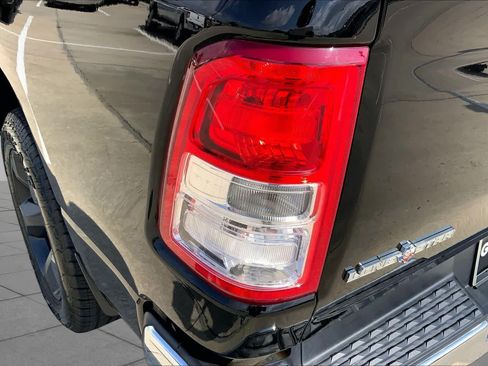 Used 2019 RAM 1500 Big Horn RWD image 27