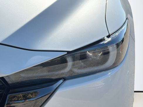 Certified 2025 MAZDA CX-5 Carbon Edition image 9