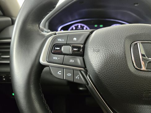 Used 2020 Honda Accord Touring image 15
