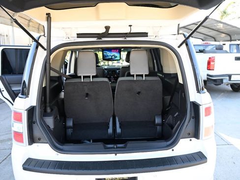 Used 2016 Ford Flex Limited w/ Equipment Group 301A FWD image 26