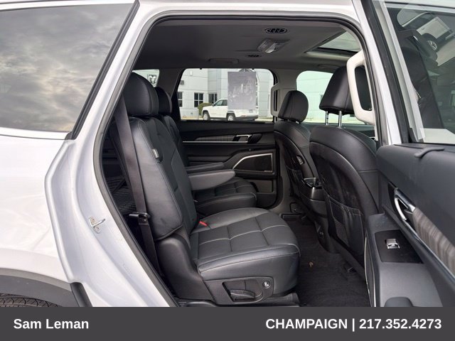 Used 2024 Kia Telluride EX w/ EX Captain's Chair Package AWD/4WD image 12